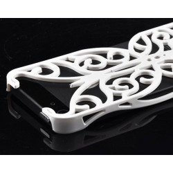 Coque GRILLE FLY blanche pour iPhone 5